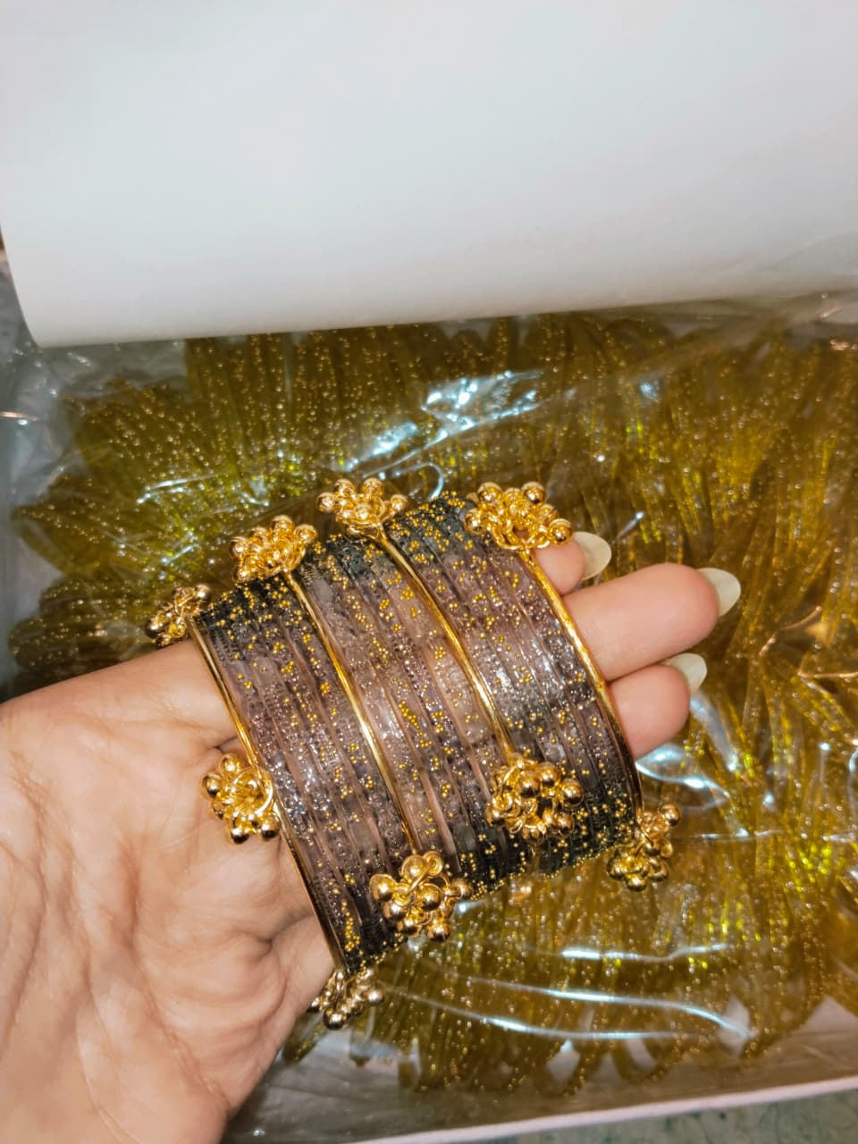 Adorn your wrist with our exquisite Viral Kashmiri Bangle